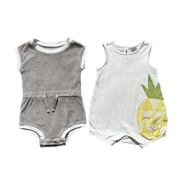 Girls 2 Pack 6-12M Sleeve-less Onesies Bundle - Picture 1 of 3